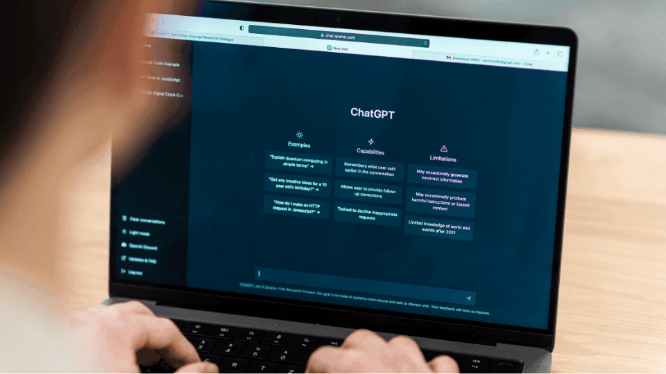 แพลตฟอร์มเขียนโค้ดออนไลน์ยุคใหม่มี AI Copilot ช่วยอธิบายโค้ดและชี้จุดผิดแบบ real-time